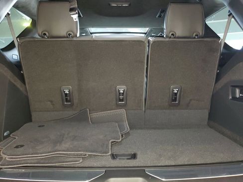 New 2026 Cadillac Escalade V w/ LPO, ONYX Package AWD/4WD image 7