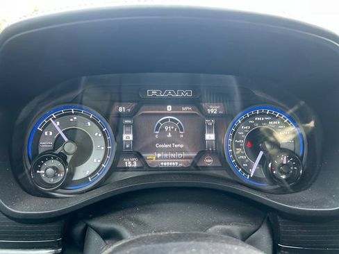 Used 2022 RAM 1500 Limited w/ Body Color Bumper Group AWD/4WD image 11