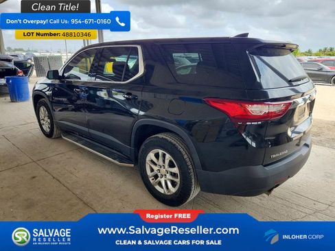 Used 2019 Chevrolet Traverse LS FWD image 3