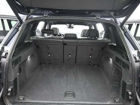 Used 2019 BMW X5 xDrive50i w/ M Sport Package AWD/4WD image 16