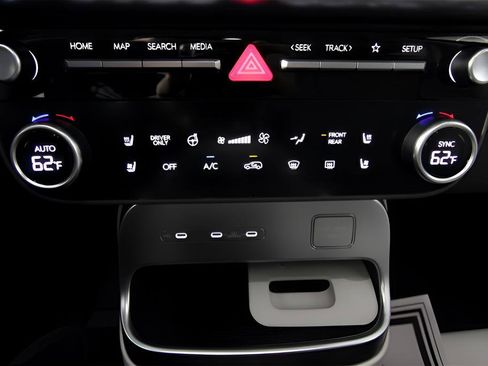 New 2026 Hyundai Ioniq 9 SEL image 30