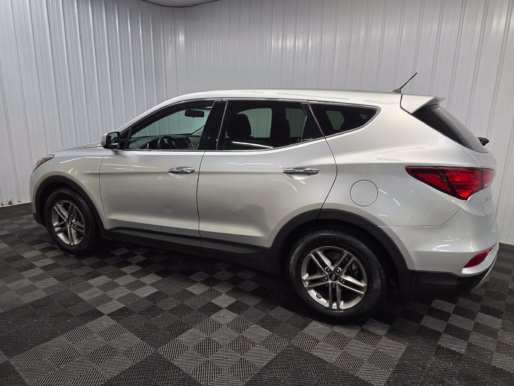 Used 2018 Hyundai Santa Fe Sport FWD image 4