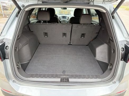 Used 2024 Chevrolet Equinox LT image 20