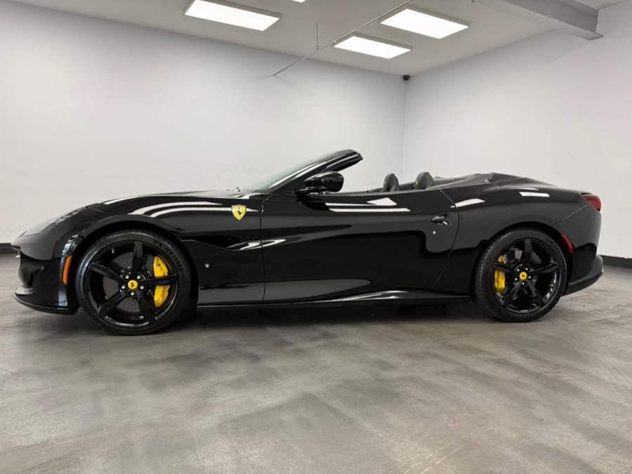 Used 2019 Ferrari Portofino RWD image 7