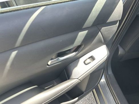 Used 2023 Nissan Sentra SV FWD image 12