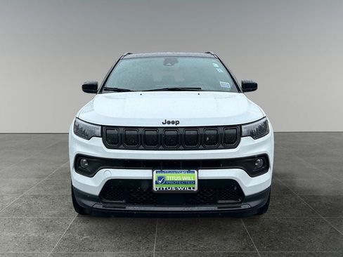 Used 2022 Jeep Compass Latitude AWD/4WD image 2