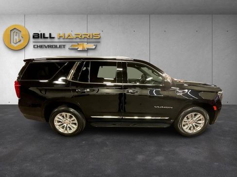 Used 2023 GMC Yukon SLT image 10