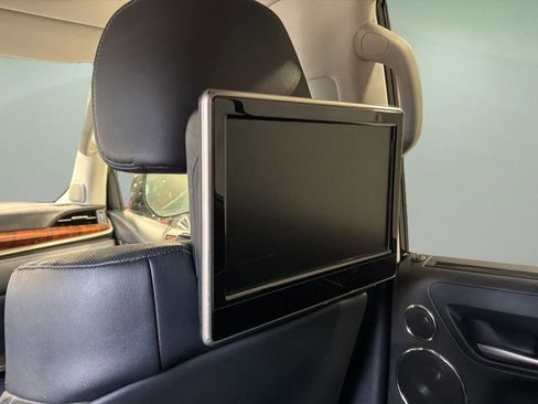 Used 2016 Lexus LX 570 4WD image 19