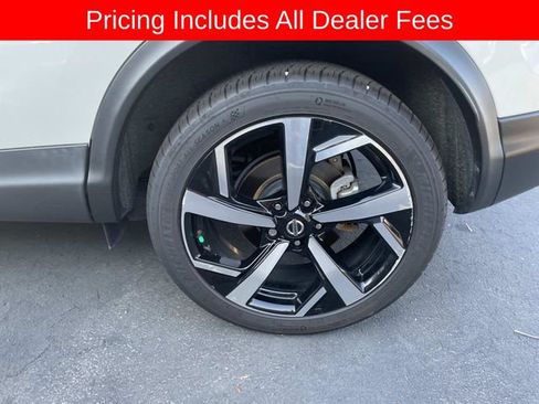 Used 2022 Nissan Rogue Sport SL w/ Premium Package AWD/4WD image 3