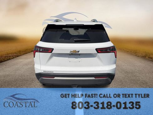 Used 2025 Chevrolet Equinox LT w/ Convenience Package II image 8