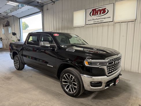 Used 2025 RAM 1500 Limited AWD/4WD image 1