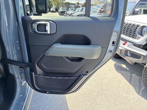 New 2026 Jeep Gladiator Mojave image 30