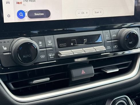 Certified 2026 Toyota Grand Highlander XLE image 29