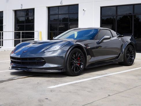 Used 2017 Chevrolet Corvette Z06 image 4
