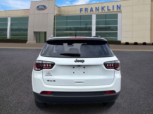 Used 2024 Jeep Compass Latitude w/ Convenience Group image 6