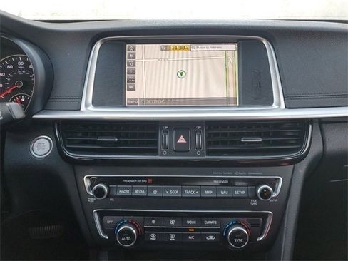 Used 2019 Kia Optima SX image 24