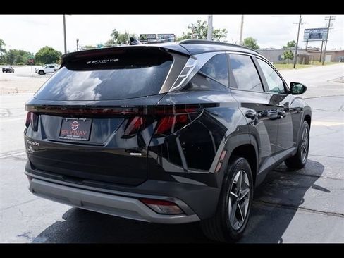 Used 2025 Hyundai Tucson SEL AWD/4WD image 7