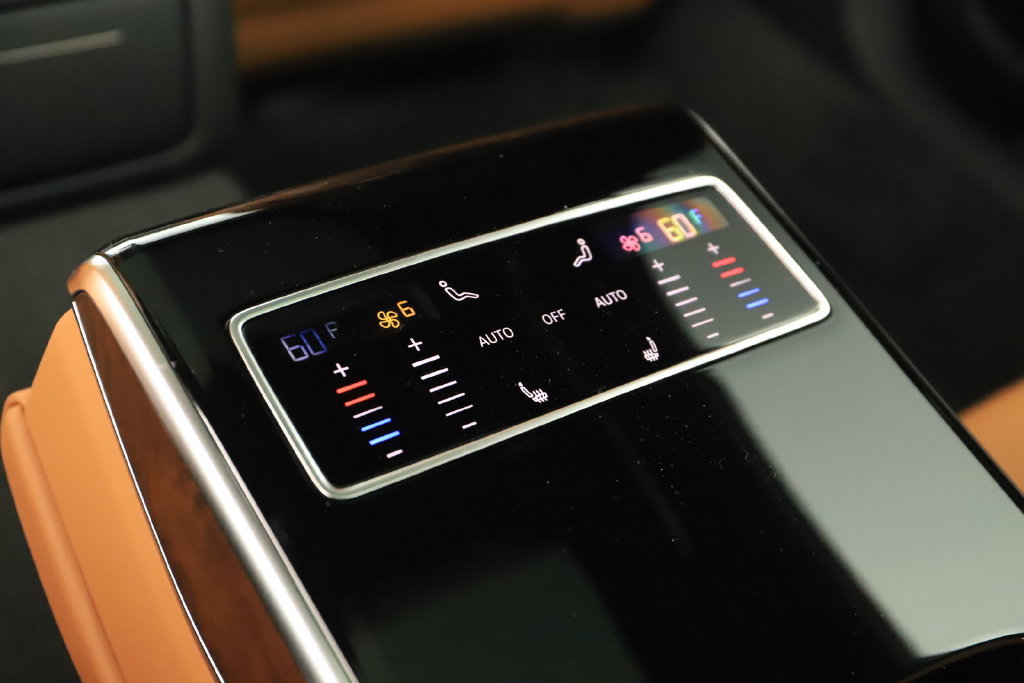 New 2026 Audi A8 L 3.0T AWD/4WD image 23