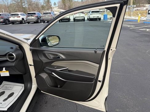 New 2026 Chevrolet Trax ACTIV w/ Driver Confidence Package image 25