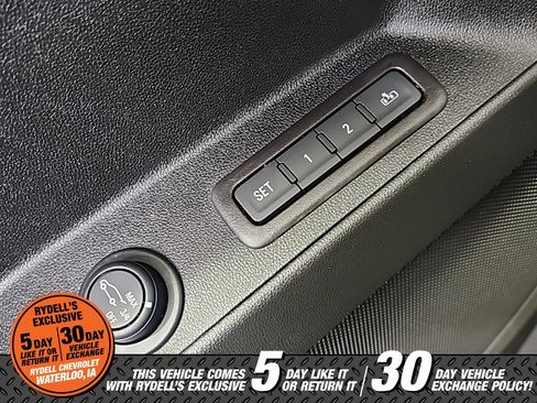 Used 2019 Chevrolet Equinox Premier image 34