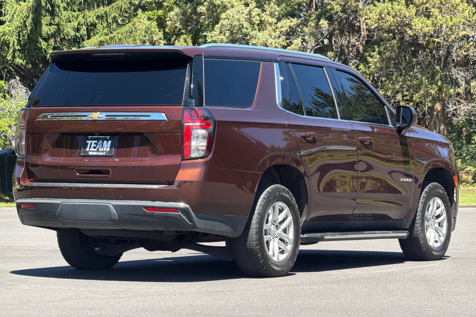 Used 2023 Chevrolet Tahoe LS w/ Driver Alert Package AWD/4WD image 4