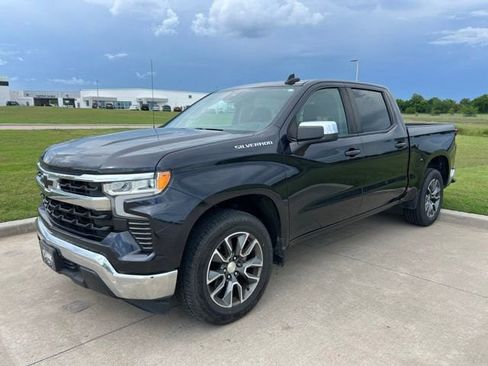 Used 2023 Chevrolet Silverado 1500 LT RWD image 1