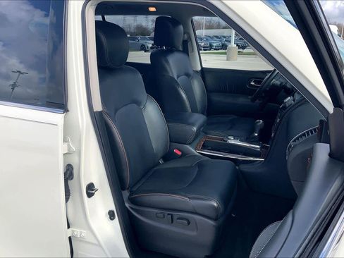 Used 2020 Nissan Armada Platinum w/ Captain's Chairs Package image 9