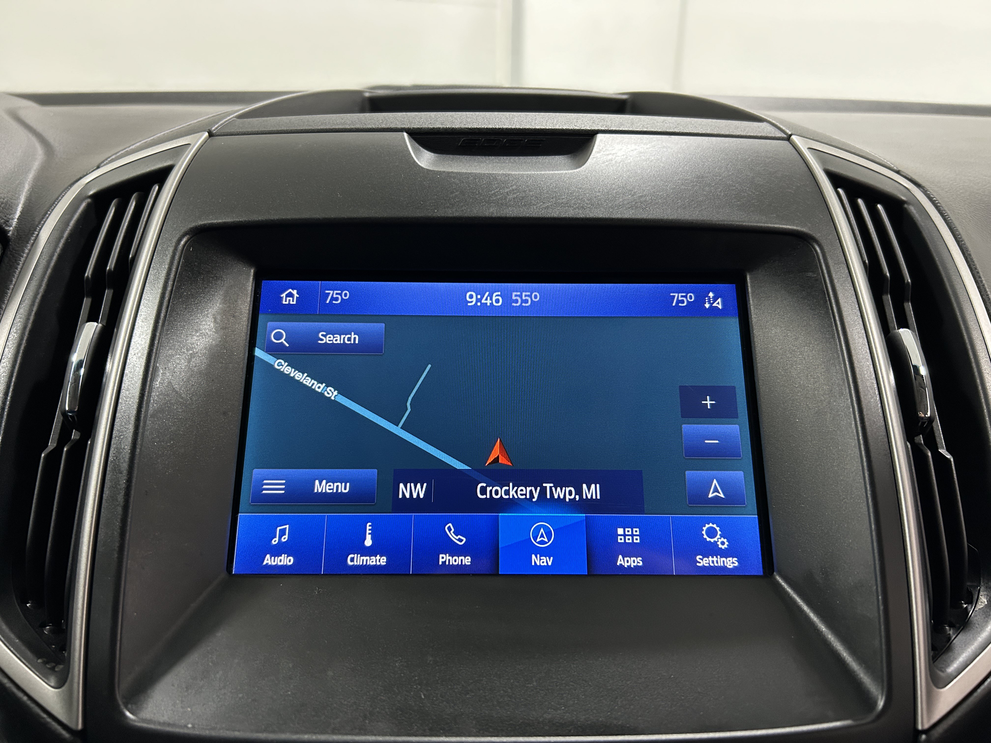 Used 2020 Ford Edge SEL w/ Convenience Package AWD/4WD image 9