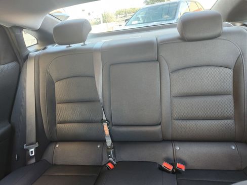 Used 2024 Chevrolet Malibu LT image 30