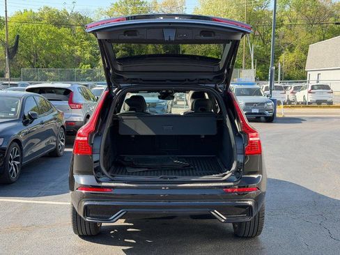 Certified 2025 Volvo XC60 B5 Ultra w/ Protection Package Premier AWD/4WD image 5