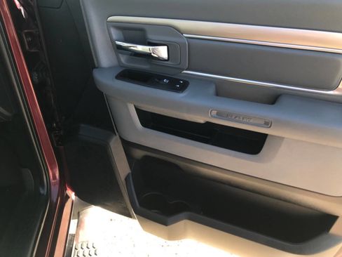 Used 2017 RAM 1500 Big Horn image 9