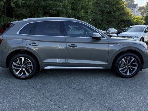 Used 2023 Audi Q5 2.0T Premium w/ Convenience Package AWD/4WD image 19