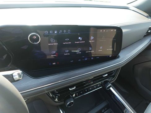 New 2026 Chevrolet Suburban LS image 17