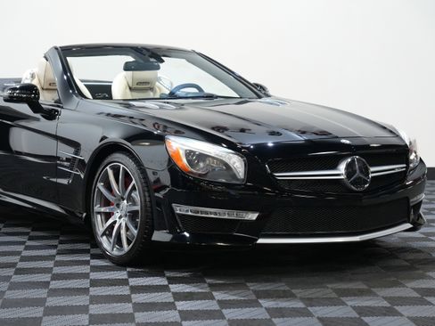 Used 2015 Mercedes-Benz SL 63 AMG image 10