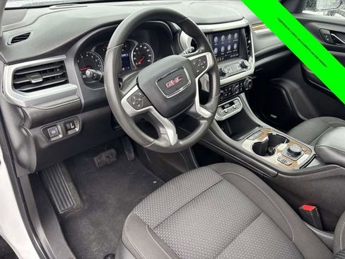 Used 2023 GMC Acadia SLE w/ Infotainment Package AWD/4WD image 9