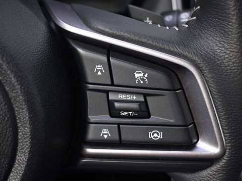 Used 2025 Subaru Outback Premium image 34