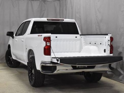 Used 2025 Chevrolet Silverado 1500 LT image 10