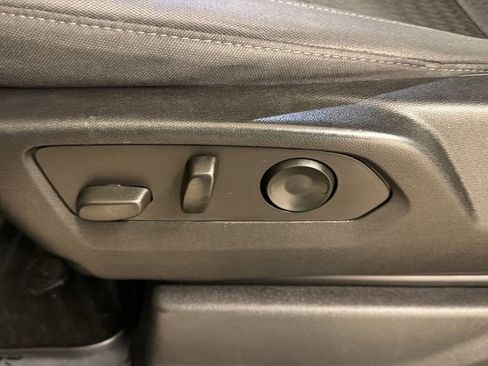 Used 2022 Chevrolet Silverado 1500 Custom w/ LPO, Dark Essentials Package image 17