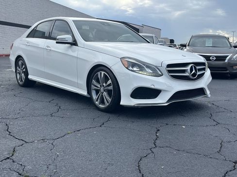 Used 2014 Mercedes-Benz E 350 Sedan image 8