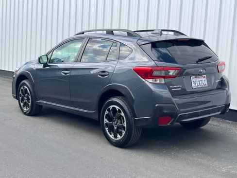 Used 2023 Subaru Crosstrek 2.0i Premium image 4