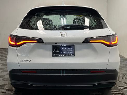 Used 2023 Honda HR-V LX image 21