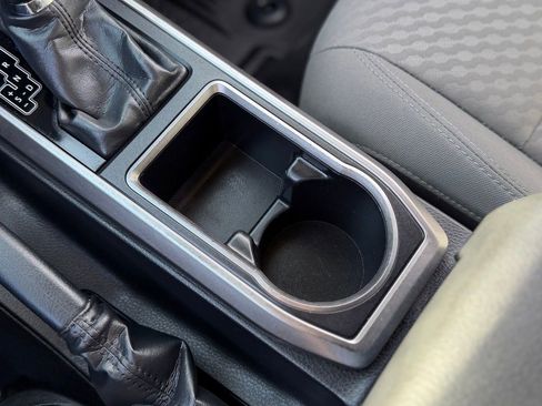 Used 2022 Toyota Tacoma SR5 image 19