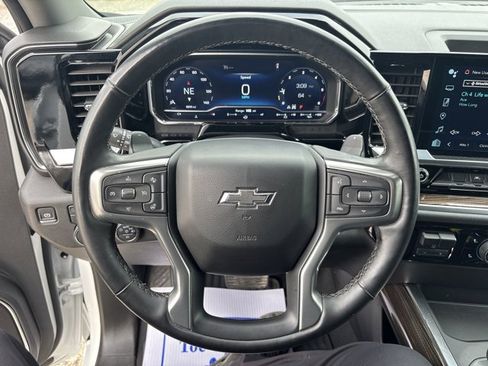 Used 2024 Chevrolet Silverado 1500 RST w/ Z71 Off-Road Package AWD/4WD image 17