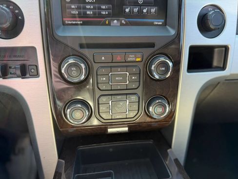Used 2014 Ford F150 Platinum image 48
