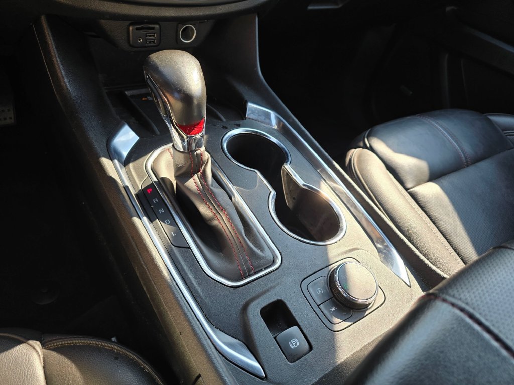 Used 2022 Chevrolet Traverse RS AWD/4WD image 24