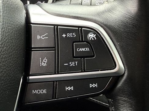 Certified 2020 Toyota Highlander XLE image 20