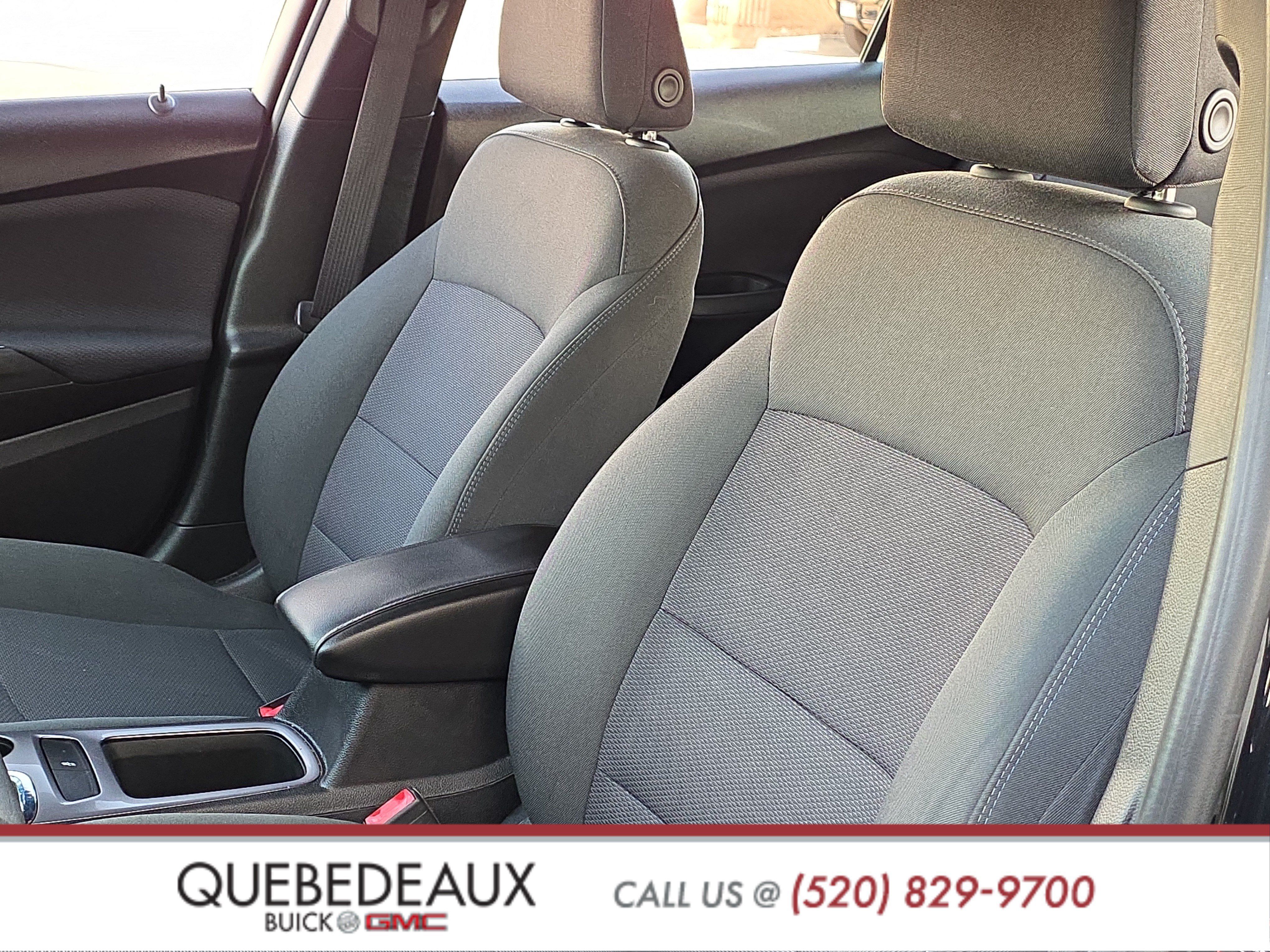 Used 2018 Chevrolet Cruze LT w/ Redline Edition FWD image 11