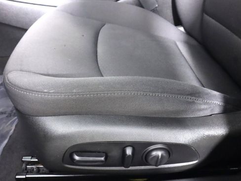 Used 2021 Chevrolet Malibu LT image 27