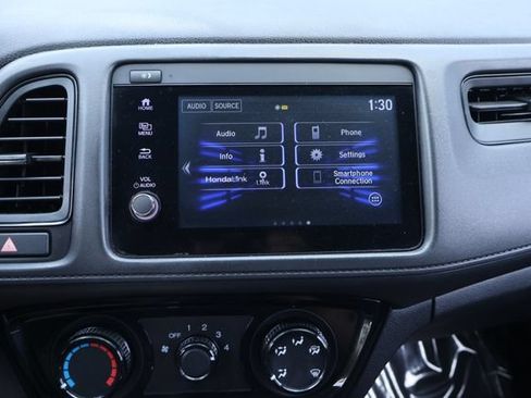 Used 2020 Honda HR-V Sport image 25