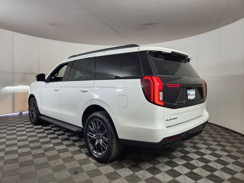 New 2026 Ford Expedition Platinum w/ Stealth Appearance Package AWD/4WD image 5
